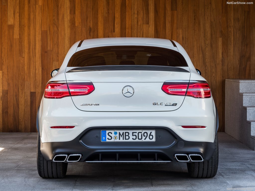 mercedes-benz-glc63_s_amg_coupe-2018-1024-15